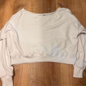 cropped long sleeve crew neck